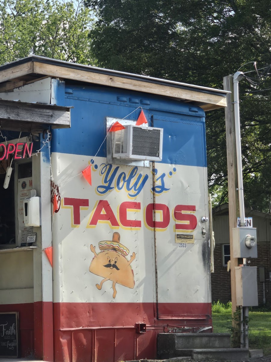Yoly's Tacos